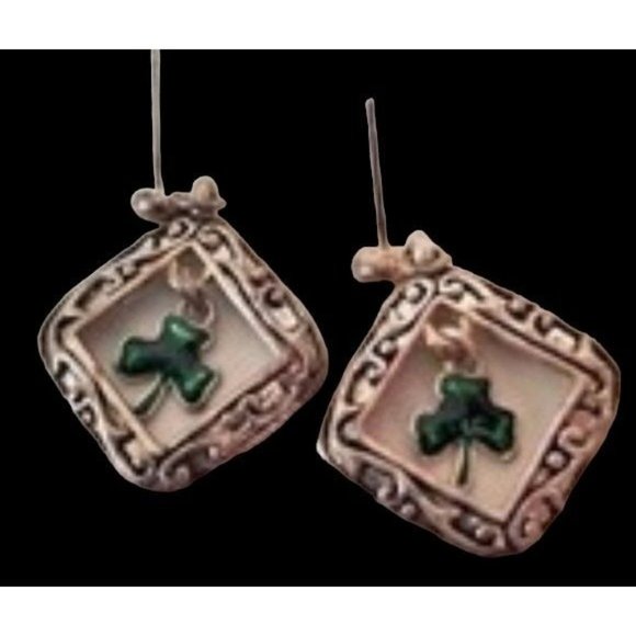 Vintage 80's Shamrock Earrings Handmade Dangle Posts St Patrick's Day Pa… - Picture 4 of 12